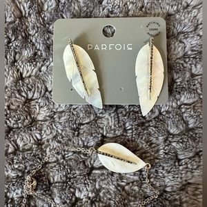Parafois Portuguese brand adjustable bracelet and earrings. Like new!